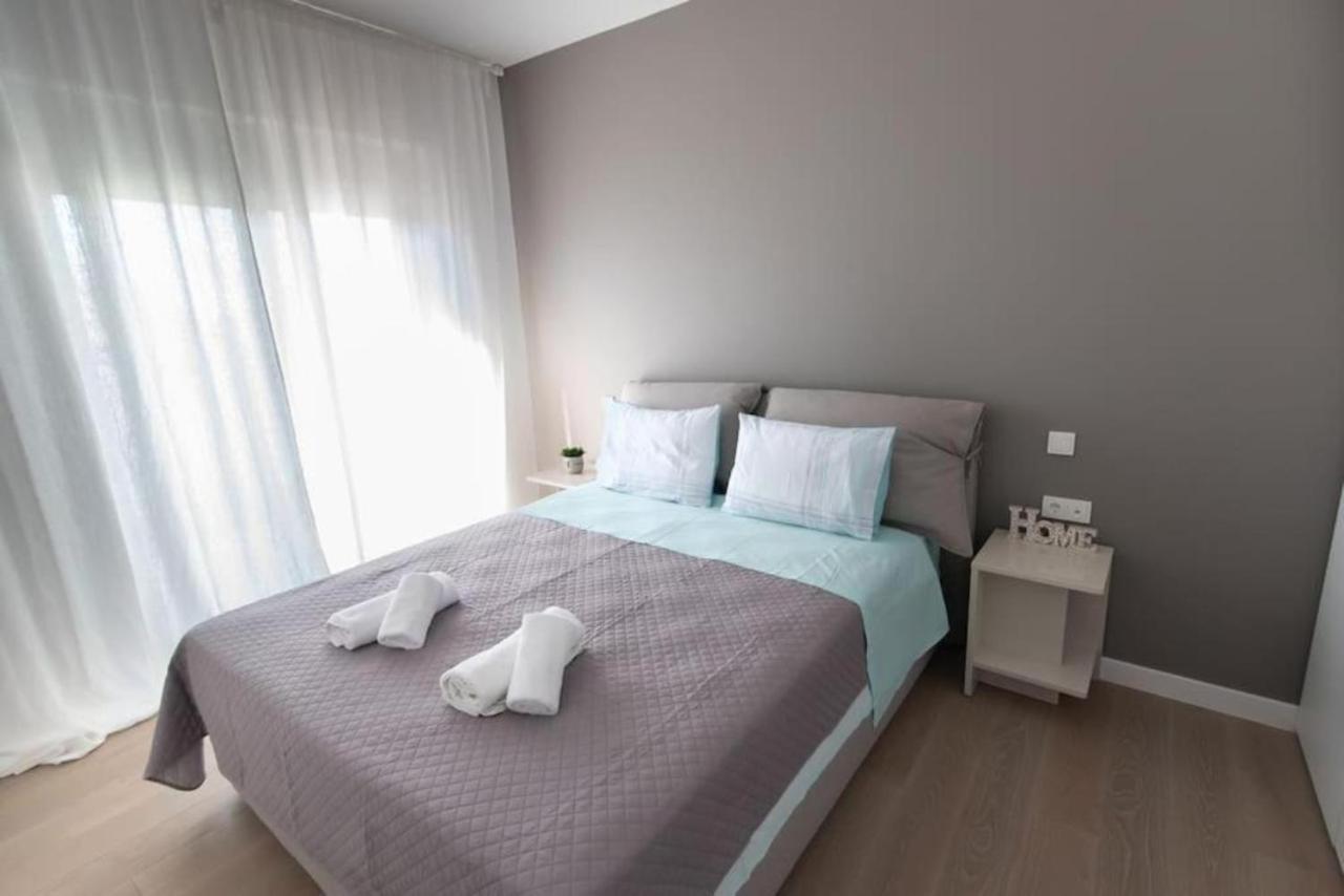 אתונה Bright Apartment In The New Building מראה חיצוני תמונה